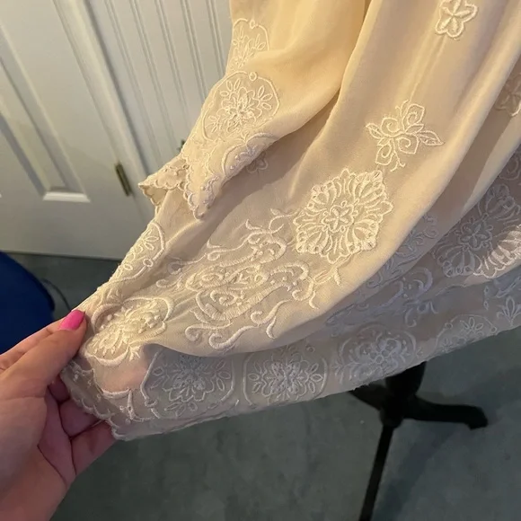 INC Blouse Tunic Cream Floral Embroidery Embroidered Flower Flowers Medium M - Picture 7 of 7